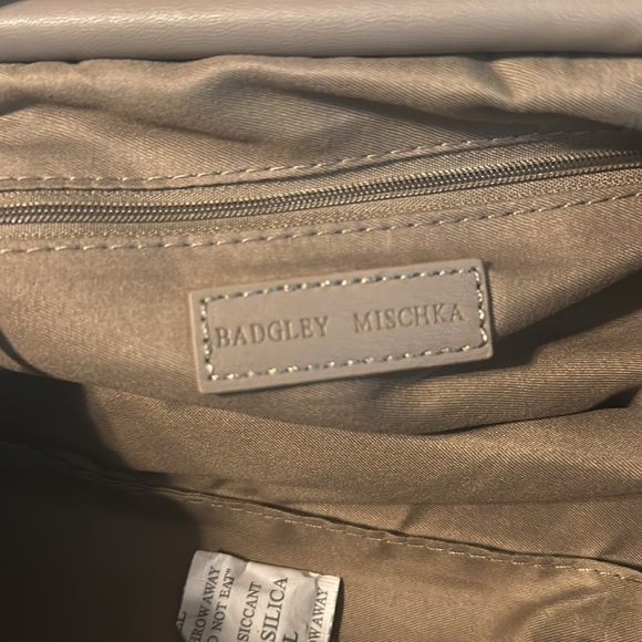 Badgley Mischka Wrapped Frame Clutch TAUPE - Picture 6 of 7